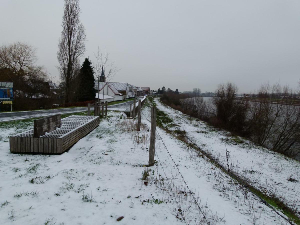 De Twie Keuninge Maasmechelen Luaran gambar